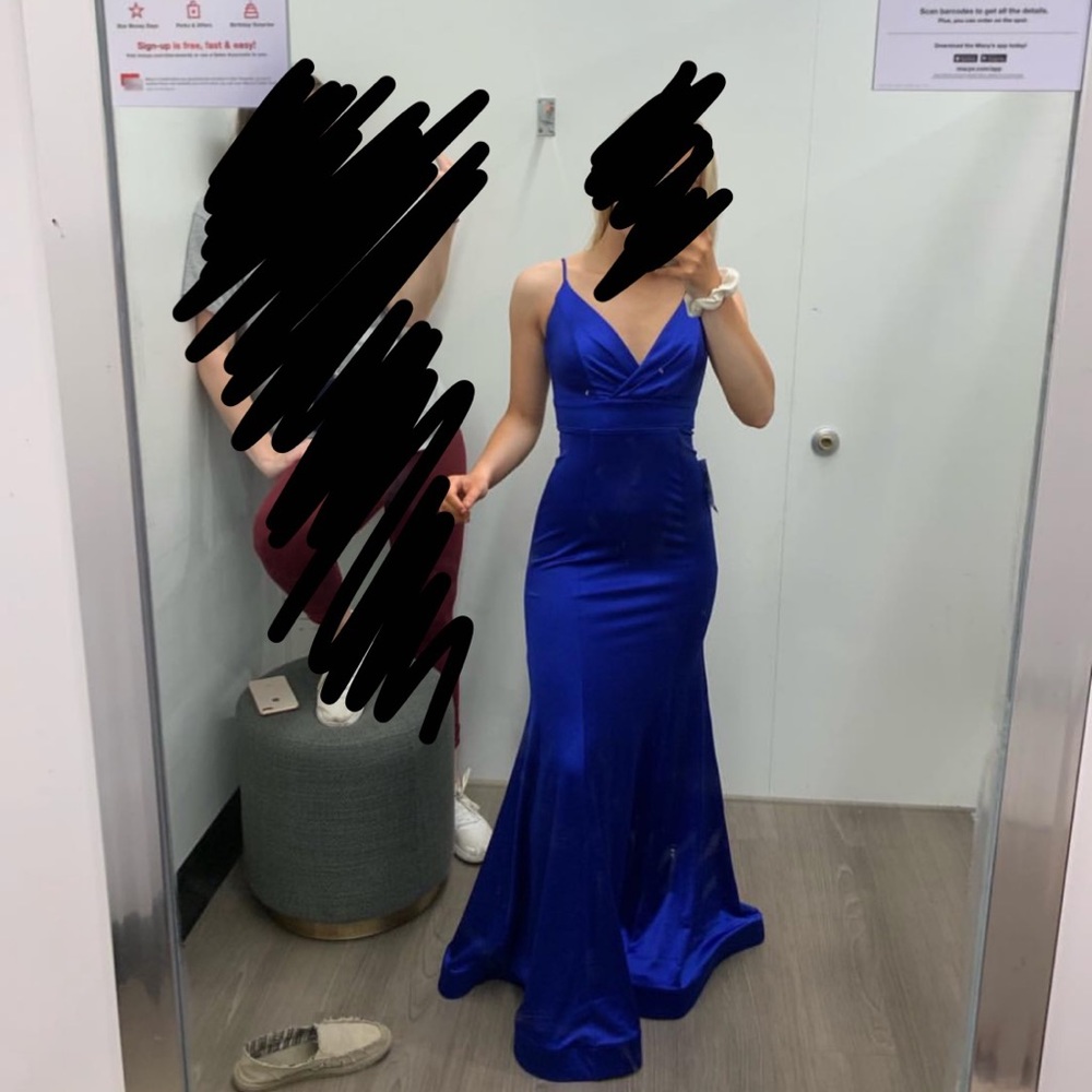 Prom Dress - Picture 2 of 4